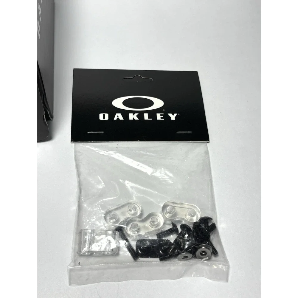 Oakley Hockey Straight Visor Clear Shield A000040SH Anti Fog Scratch Resistant